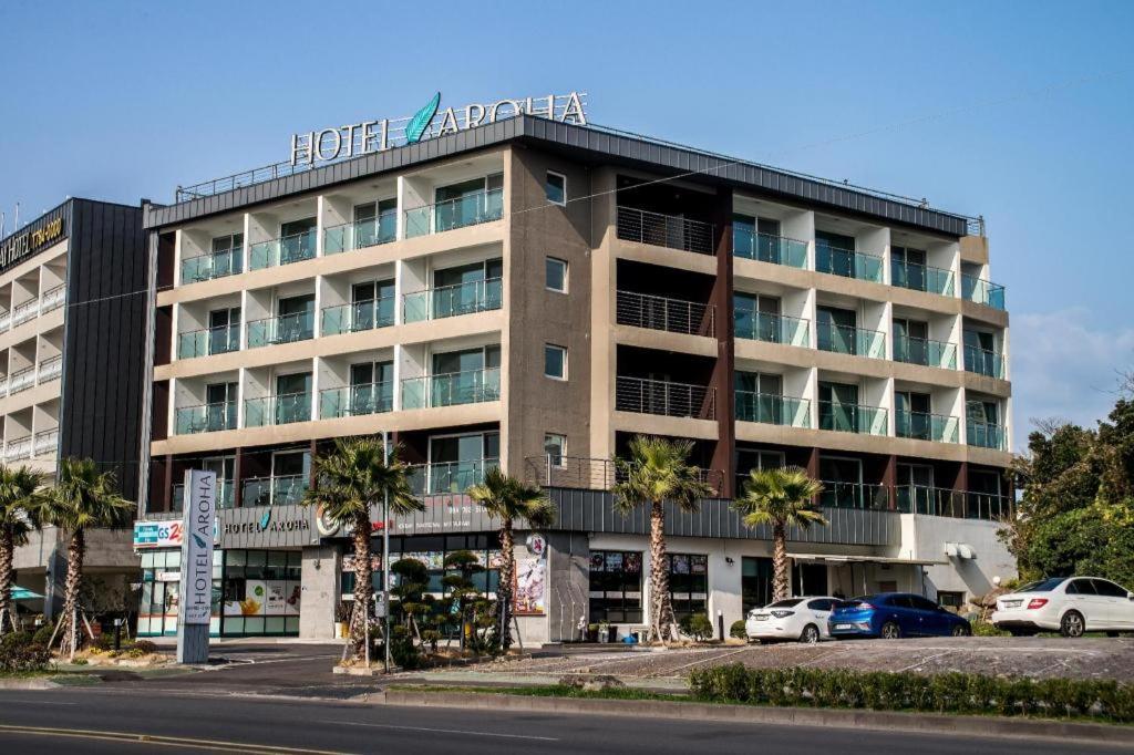 โรงแรมอโรฮา เชจู ซอกวีโพ ภายนอก รูปภาพ
